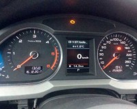 Ремонт монитора панели приборов - Audi Q7 4L